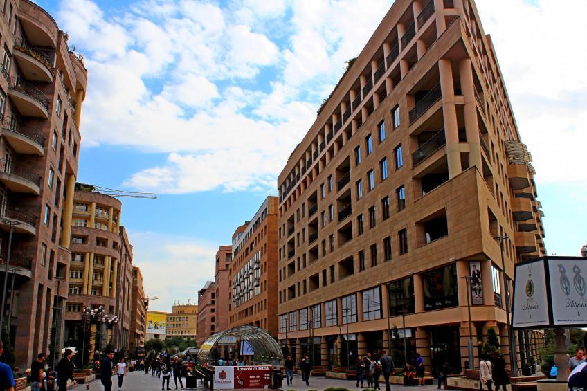 A Small Miracle In The Center Of Yerevan エレバン エクステリア 写真